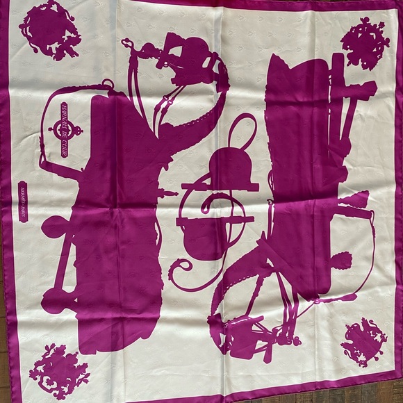 Authentic Hermes Brides de Gala Scarf with Box - Picture 2 of 3